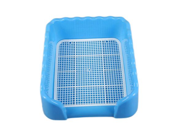 Plastic cat litter box
